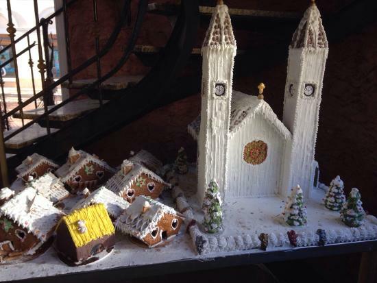 A Cappella Cafe' and Confectionery
