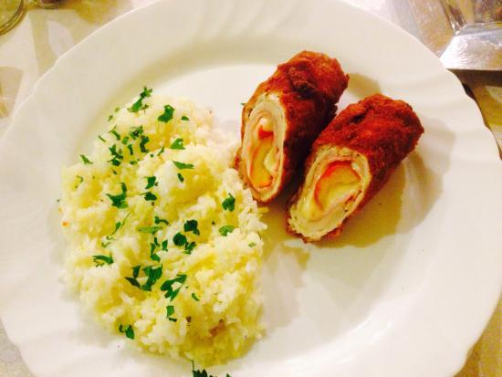 Armando Restaurant