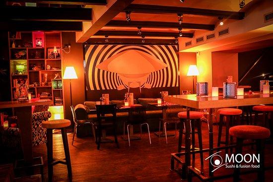 MOON Sushi & Fusion Food