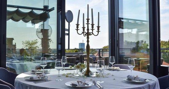 City Garden Cafe Restaurant & Bar