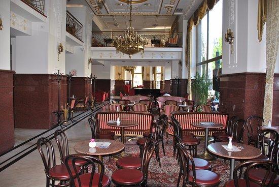 Hotel Moskva Restaurant