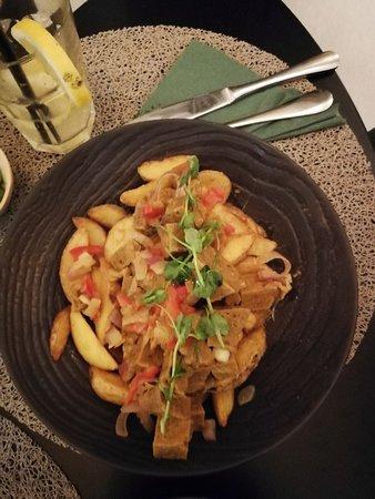 Lotus Vegan Restaurant