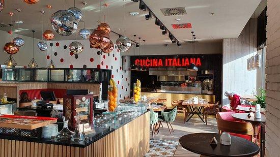 Atmosphere Cucina & Bar